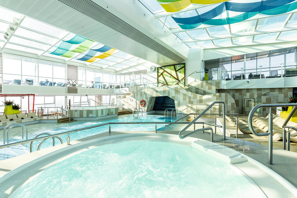 Tui Cruises - Binnenbad op Mein Schiff 4